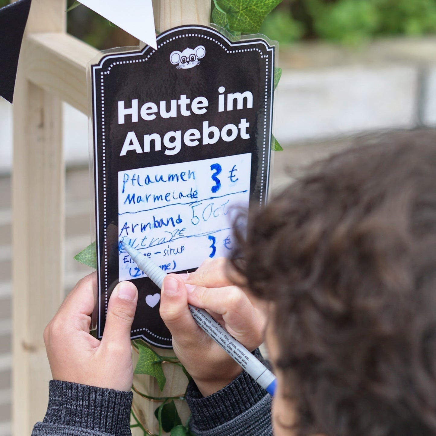 Geld verdienen für Kinder: Flohmarkt, Limostand und Co. in den Sommerferien