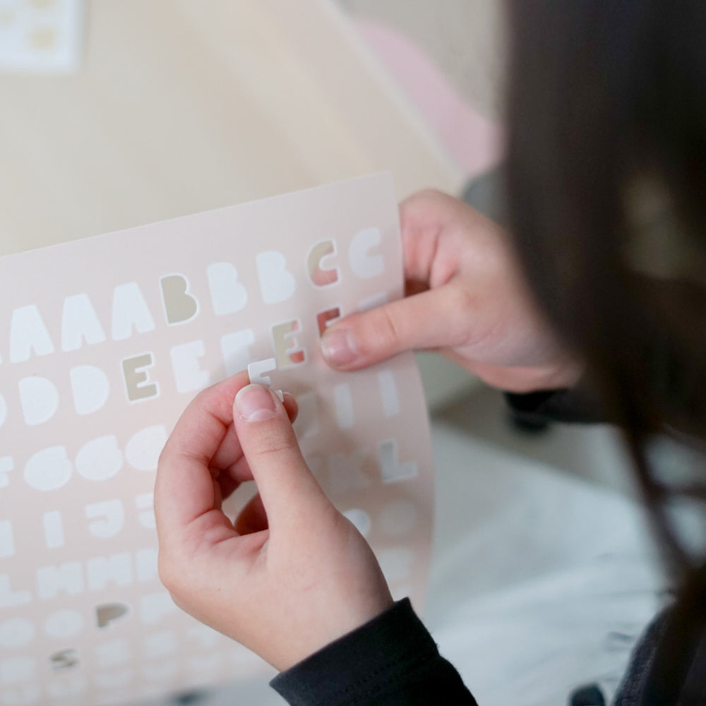 
                      
                        Modulares Spardosen-System in Buchform
                      
                    